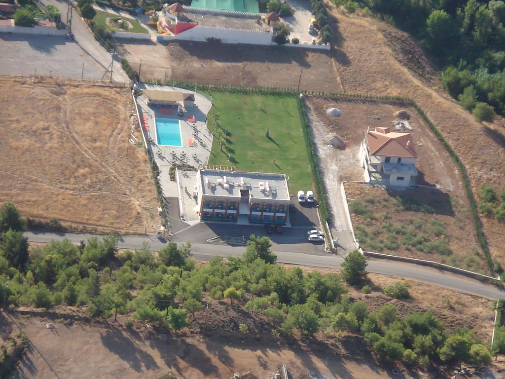 Philoxenia Hotel Thebes Exterior foto